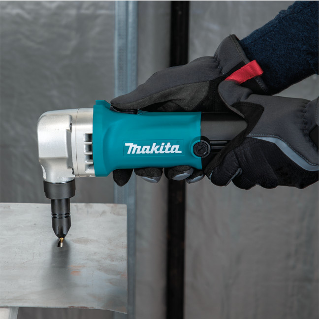 Makita JN1601 16 Gauge Nibbler - Image 2