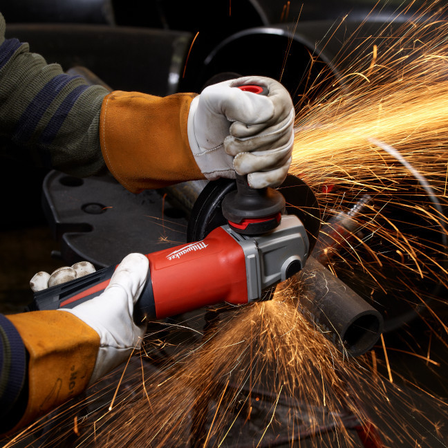 Milwaukee 6161-30 6" Angle Grinder - Paddle Switch, Lock-On - Image 2