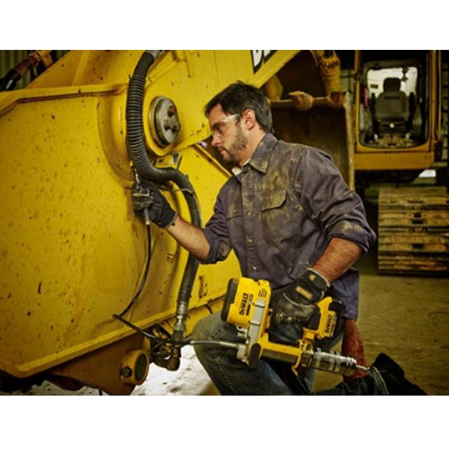 DeWALT DCGG571B 20V Grease Gun In Use 4