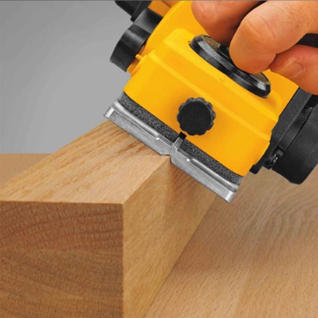 DeWalt D26676 Portable Hand Planer 5