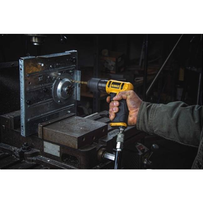 DeWalt DWMT70786L Reversible Air Drill 3