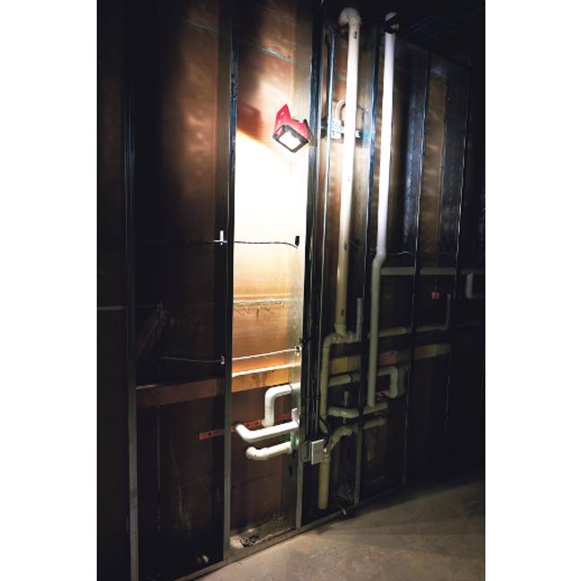 Milwaukee 2364-20 ROVER M12 Compact Flood Light - Tool Only - Image 3