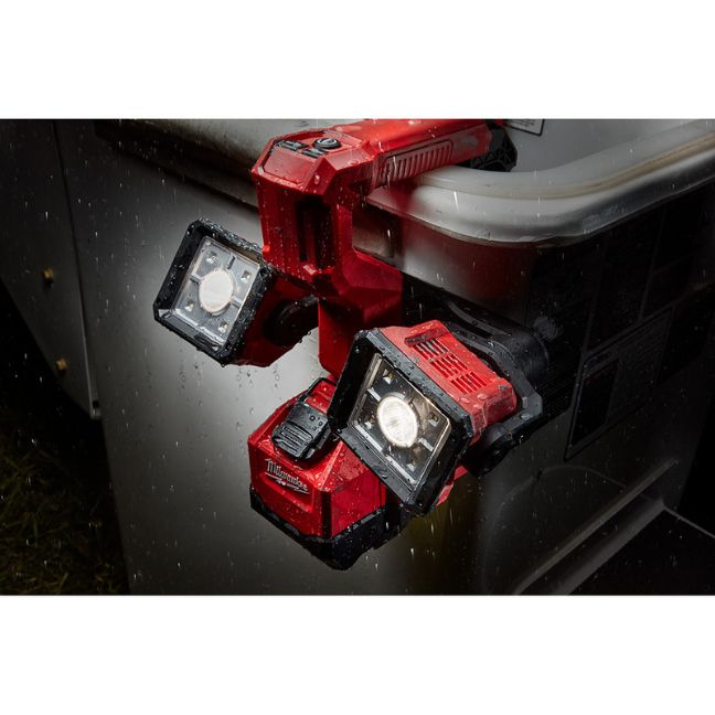 Milwaukee 2122-20 M18 Utility Bucket Light