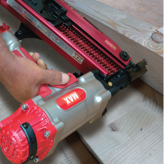 Max Tools HS130 High Pressure 5-1/8" 21º Full Round Head Framing Stick Nailer - Image 6