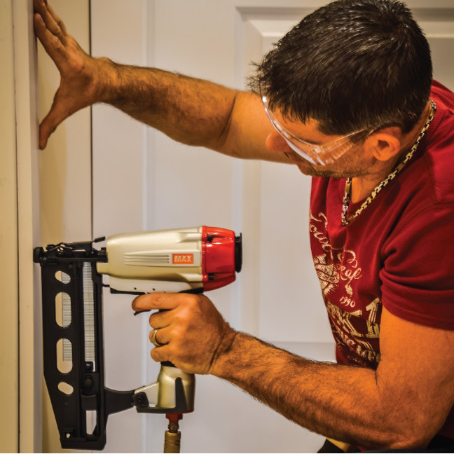 Max Tools NF565A/16 16ga Straight Finish Nailer up to 2-1/2"