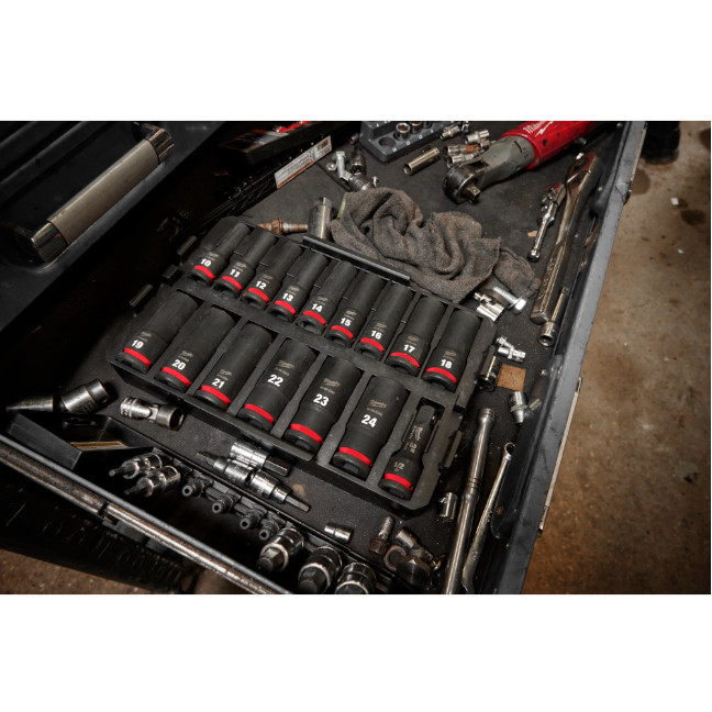 Milwaukee 49-66-6818 PACKOUT SHOCKWAVE 1/2" Drive Metric Impact Socket Set Loaded Tray 16-Piece - Image 2