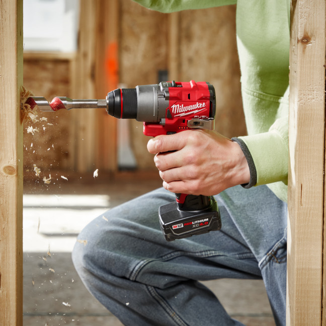 Milwaukee 3404-22 M12 FUEL™ 1/2" Hammer Drill/Driver Kit