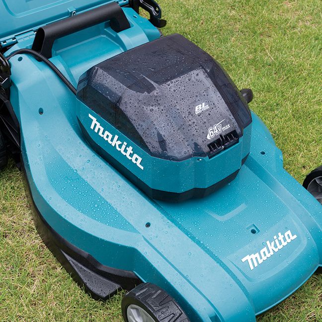 Makita LM002JM101 64V MAX 21" Brushless Cordless Lawnmower with XPT Kit - Image 2