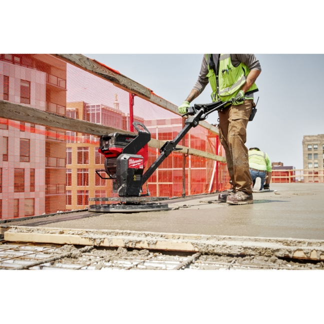 Milwaukee MXF324-2HD MX FUEL 24" Walk-Behind Edging Trowel Kit - Image 6