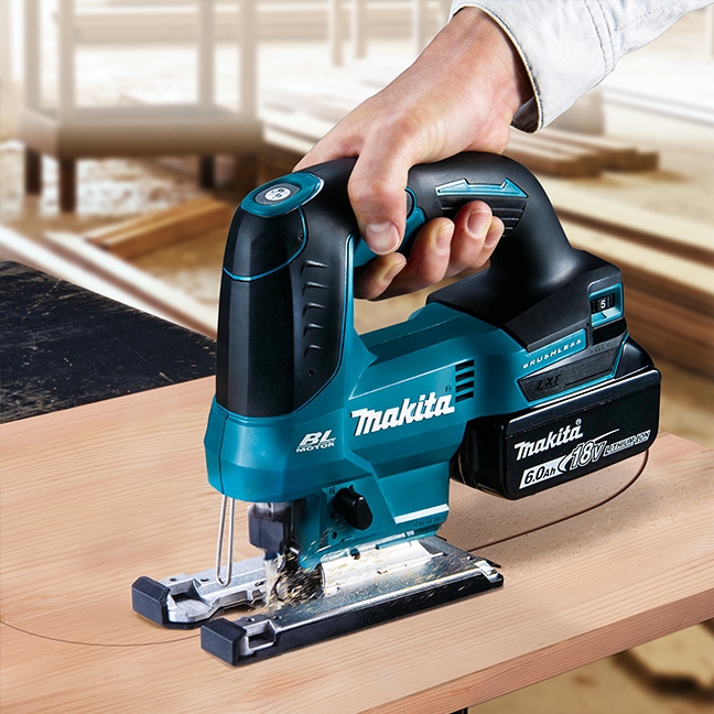 Makita DJV184Z 18V LXT Brushless Jig Saw with D-Handle and XPT - Tool Only - Image 2