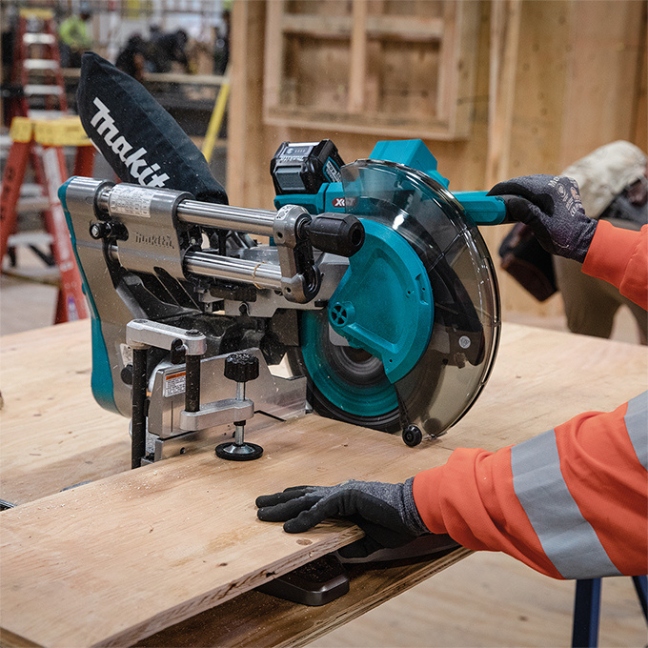 Makita LS004GM102 40V MAX XGT 10" Brushless Dual Compound Sliding Mitre Saw with AWS Kit - Image 2