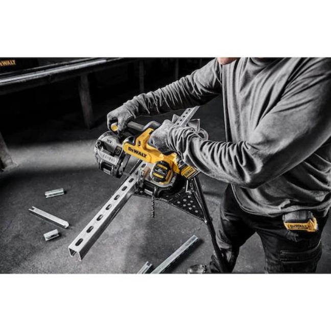 DeWalt DCS378P1 20V MAX XR Mid-Size Bandsaw Kit - Image 5